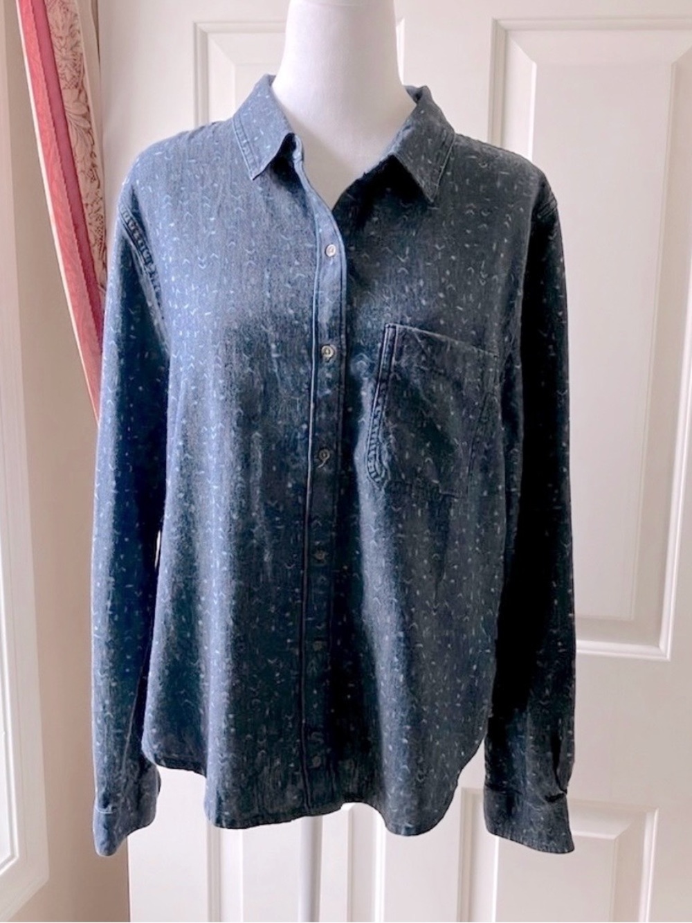 Prana Women’s Organic Cotton Button-Down Long Sleeve Shirt Blue Size L
